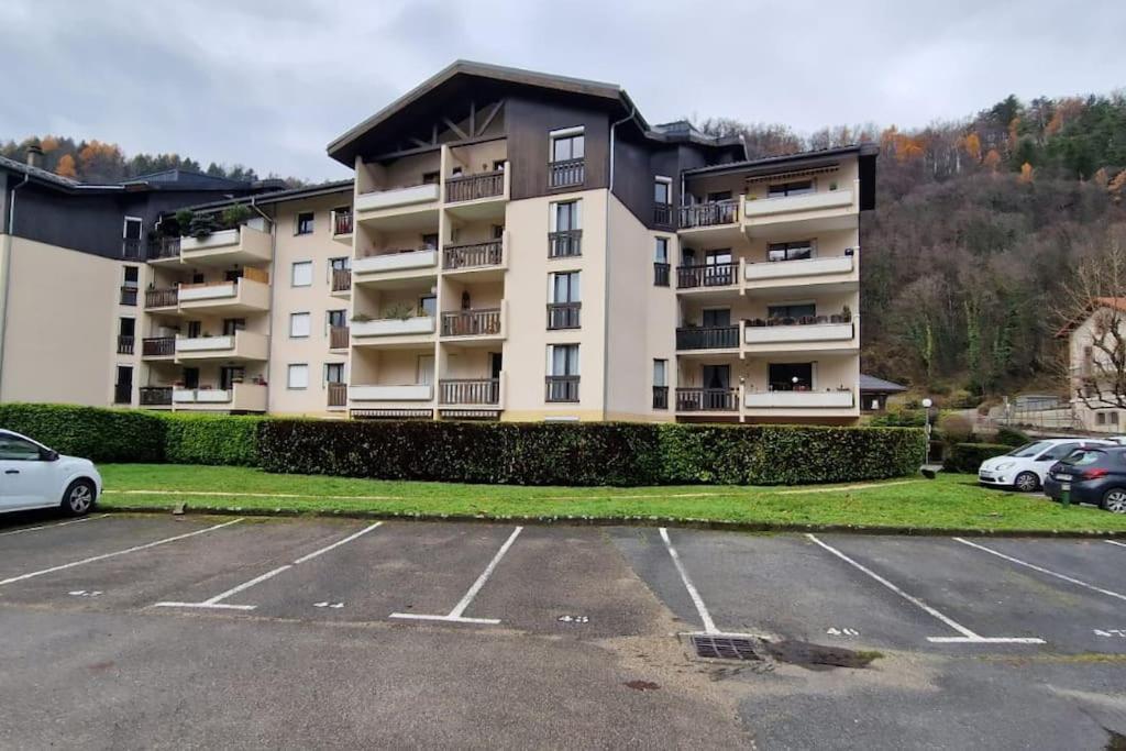 Studio 25 M2 Centre Uriage Saint-Martin-dʼUriage Exterior foto